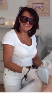 carine delvaux institut beaute luxembourg epilation definitive laser 1 À Propos